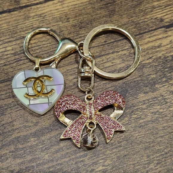 CHANEL Authentic Irridecent Heart Charm Upcycled W/ Gold and Pink Bow Keychain20 - Picture 1 of 2